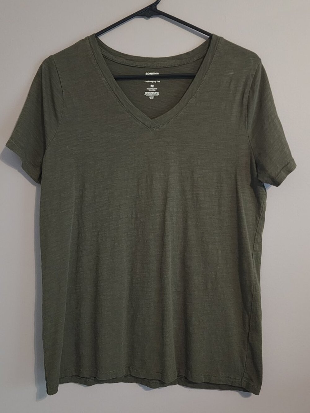 Sonoma Goods For Life Green V-Neck Short Sleeve Top - Size Medium